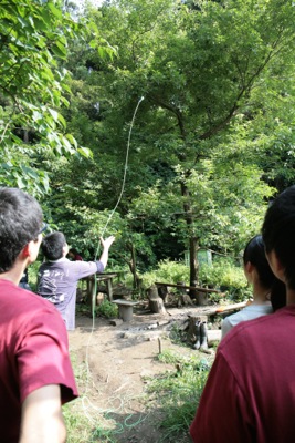 うまく出来れば新たなターザンロープがでいるかも